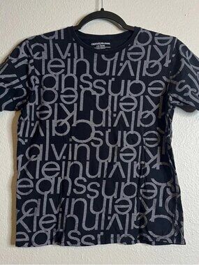 Calvin Klein T-shirt